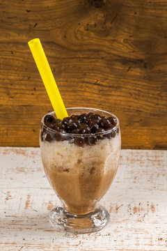 タピオカミルクティー　Milk tea with black tapioca bubble