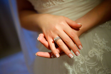 The bride's hands