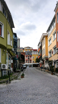 Architecture and streets in Istanbul, Turkey © Danielle