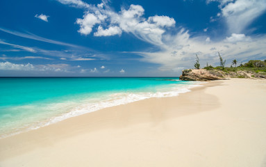 Plage de Mullet Bay à Saint-Martin