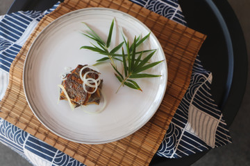 food, plate, meal, white, dinner, dish, gourmet, restaurant, cuisine, fillet, green, delicious, sauce, lunch, cooked, bamboo, onion