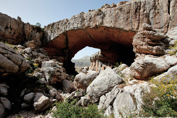 Fototapeta premium natural stone bridge arch shape, Jisr el Hajar, Faqra, Lebanon 