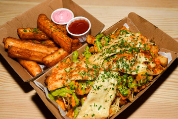 Cheese fries or cheesy chips