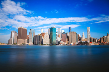 Fototapeta na wymiar panoramic view of the downtown New York City skyline seen from the ocean