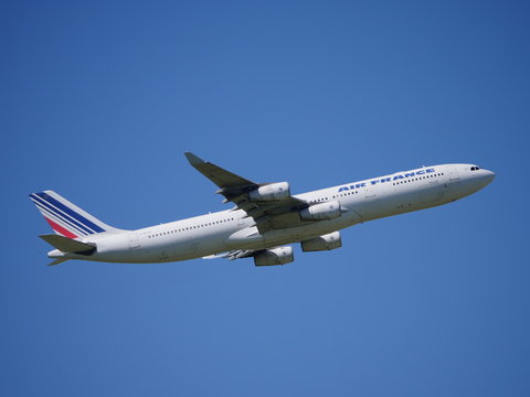 air france a340 d&eacute;collage