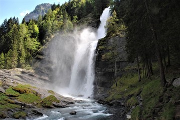 Fototapeta na wymiar Cascade, Haute Savoie 