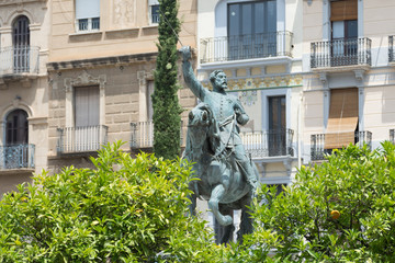 Obraz premium Spain. Reus. The rider monument in the Placa de Prim