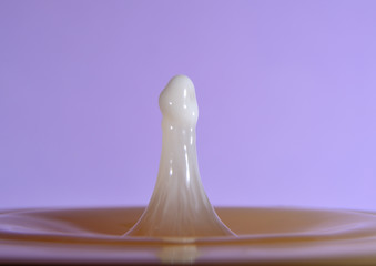 gotas de leche formando hongo 