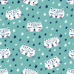Little Cute leopard Cats with Stars. Seamless Pattern for kids. Doodle kitten face. Cat head. Cartoon Animal Vector illustration in Scandinavian style
