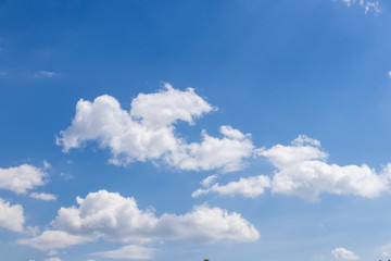 Dank SARS-COV-2 gibt es Himmelsbilder ohne Flugbetrieb