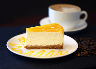 Photo macro of a delicious orange cheesecake