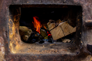 Estufa de Leña con fuego