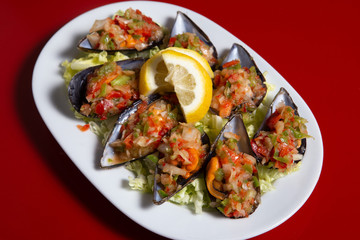 Mejillones rellenos