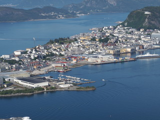Fototapeta na wymiar Ocean Port in Alesund, Norway 
