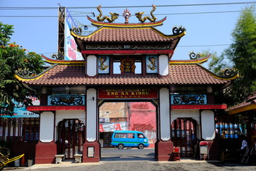 Obraz premium Malang Indonesia - Eng An Kiong Temple gate