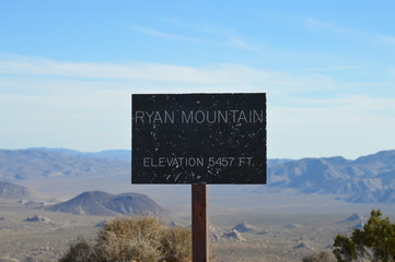 Elevation sign in tall mountains