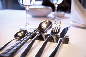 外食　洋食　フレンチ　table manners フランス料理　休業要請