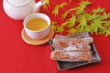 干し芋とお茶タイム