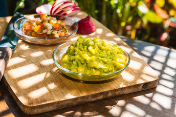 guacamole dip and vegetables