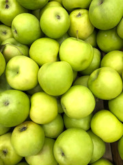 photo lots of apples on the counter supermarket