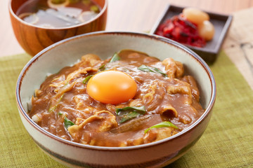 カレー丼
