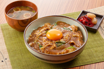 カレー丼