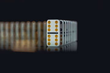 JUEGO DE DOMINO  EN LINEA