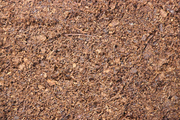 The texture of dry peat.