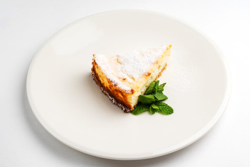 cheesecake with mint
