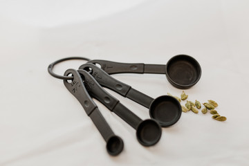 Set of measuring cups or measuring spoons use in cooking