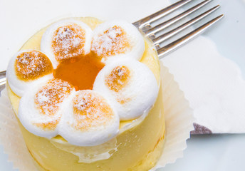 meringue mousse, peach cream and apricot jam