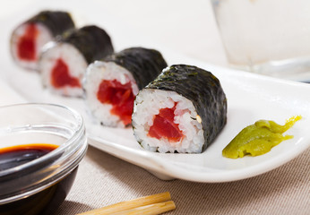 Sushi maki with tuna © JackF