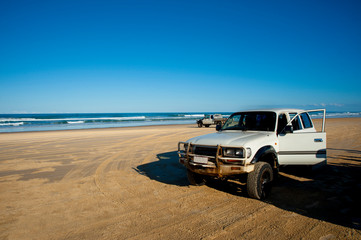 Fototapeta na wymiar Fraser Island - 4x4