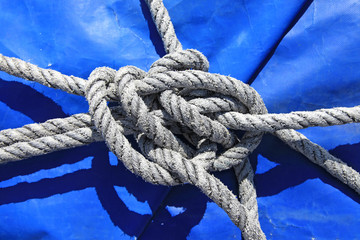 loneta azul con cuerda y nudo IMG_9249-as20