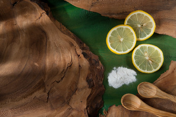 Cleaning with baking soda and lemon