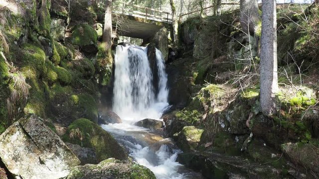 Magnifique cascade de Menzenschwand en For&ecirc;t-Noire dans le Baden-Wurtemberg. Allemagne du sud