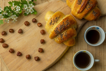 break fast  cin brioches, fette biscottate, ceffè 