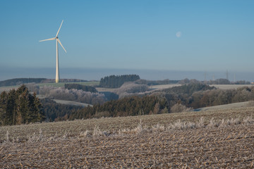 Windkraft Mittelgebirge Frost Kälte Winter gefroren raureif