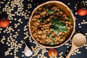 vegetarian lentil and tomato dish, healthy food meat-free food