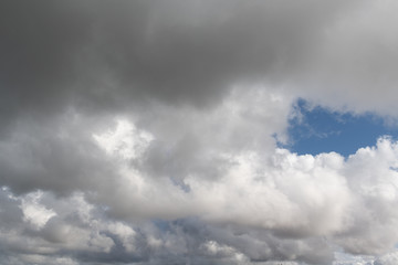 Obraz premium dramatic clouds