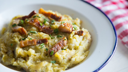 Trinxat de la cerdanya tipical catalan dish