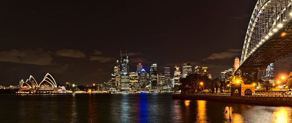Sydney Opera House at night from Milsons Point