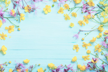 Naklejka na ściany i meble summer flowers on blue wooden background