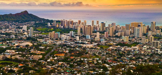 Skyline View of Waikiki, Diamond Head and Surrounding Neighborhoods From Ualakaa Overlook ,Puu Ualakaa State Park, Honolulu, Oahu, Hawaii, USA