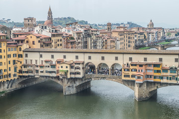 Obraz premium Aerial view of Ponte Vecchio Bridge in Florence