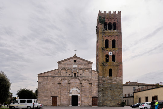 Church Pieve of Capannori, Solo Backpacker Trekking on the Via Francigena from Lucca to Siena. Walking between nature, history, churches,