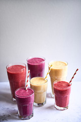 Colorful healthy smoothies - obrazy, fototapety, plakaty