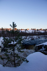 One of the most poetic places in Karelia is the Voitsky Padun waterfall on the Lower Vyg River.