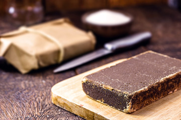 Sweet made with sugar cane, molasses or brown sugar. Consumed throughout Latin America, called rapadura, pan, chancaca, empanizao, piloncillo and papelón.