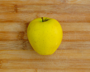 applee over wood table